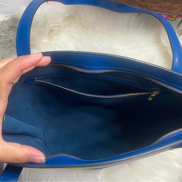 💯% Authentic St Jacques Epi Louis Vuitton - Picture 9 of 14